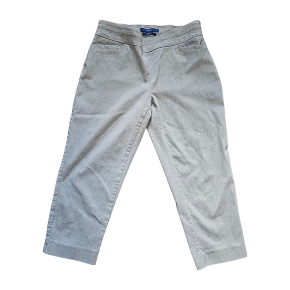Apt. 9 Gray Pull On Capri Length Brynn Pants With Pockets Size 8 Petite - Picture 1 of 3